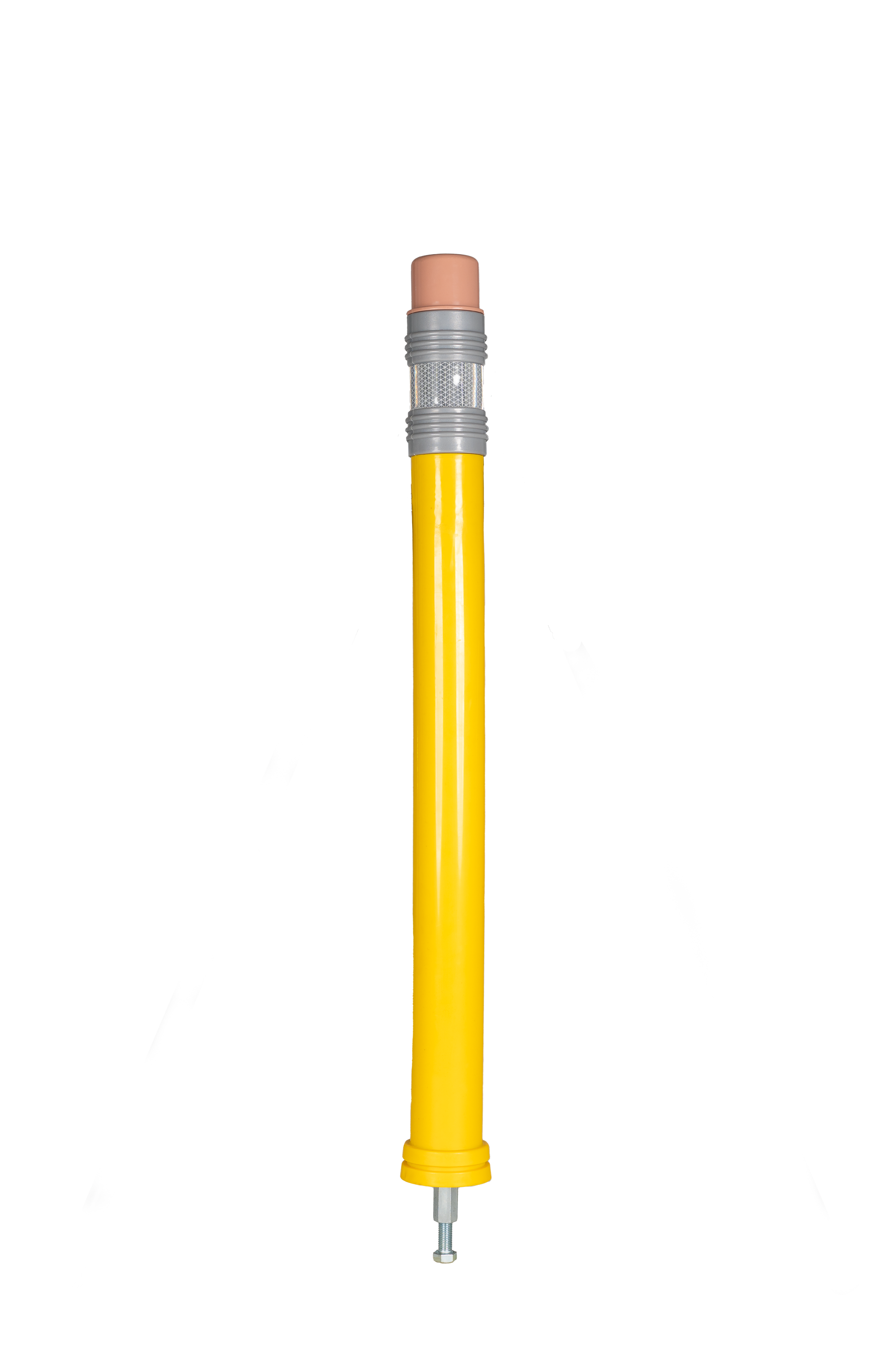 Absperrpoller in Form eines gelben Bleistifts mit grauen Reflektorstreifen und radiergummiähnlicher Kappe