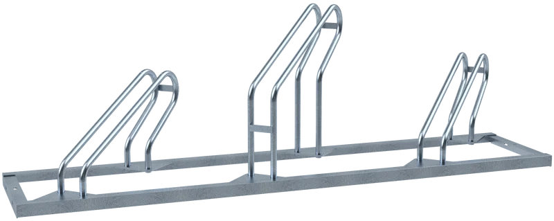 Fahrradständer mit drei Stellplätzen, schräg nach rechts ausgerichtet, feuerverzinkte Stahlkonstruktion mit versetzten Radführungen und Bodenrahmen