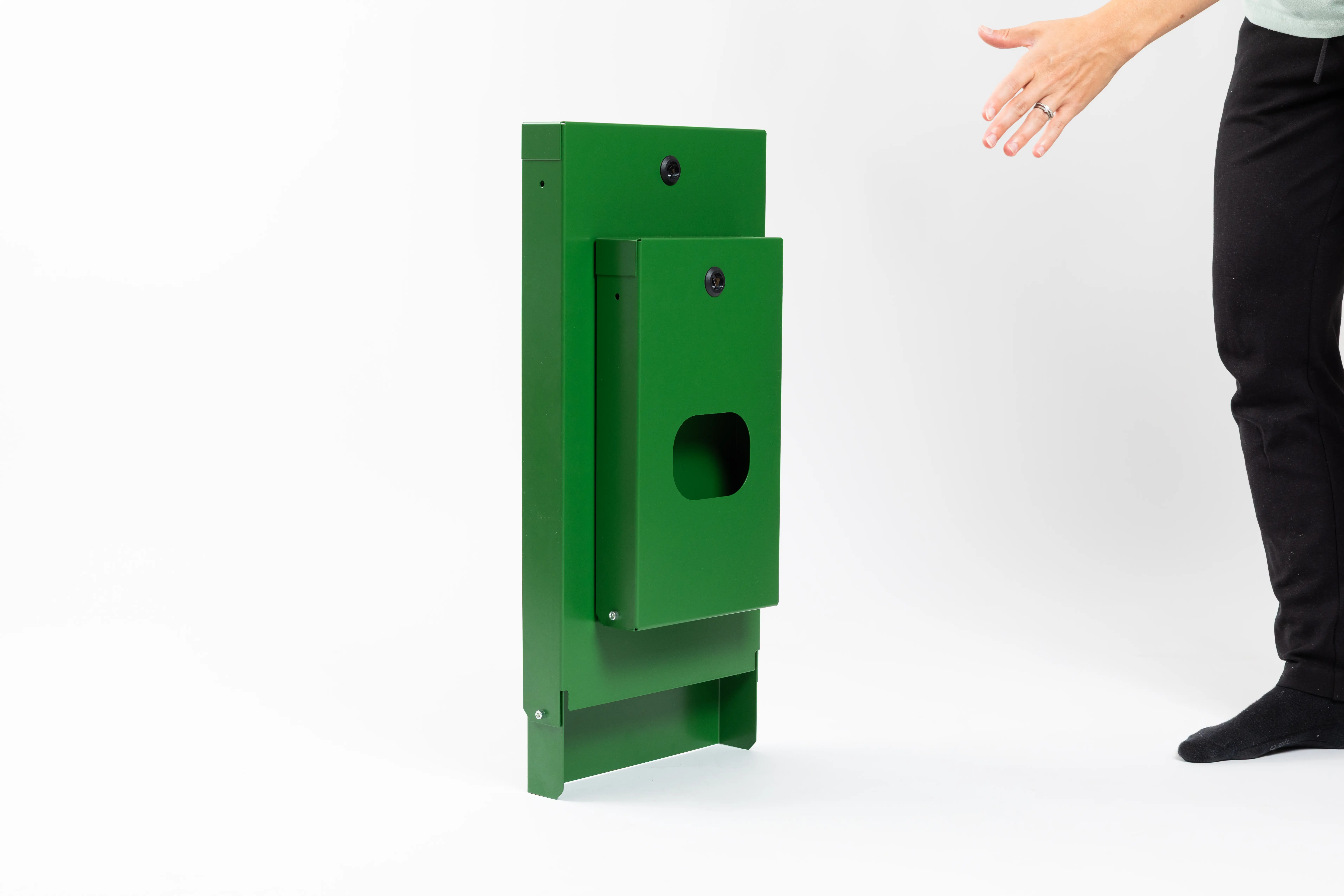 Pick and Bin Zsamramsack  Laubgrün Frontale ansicht links schräg