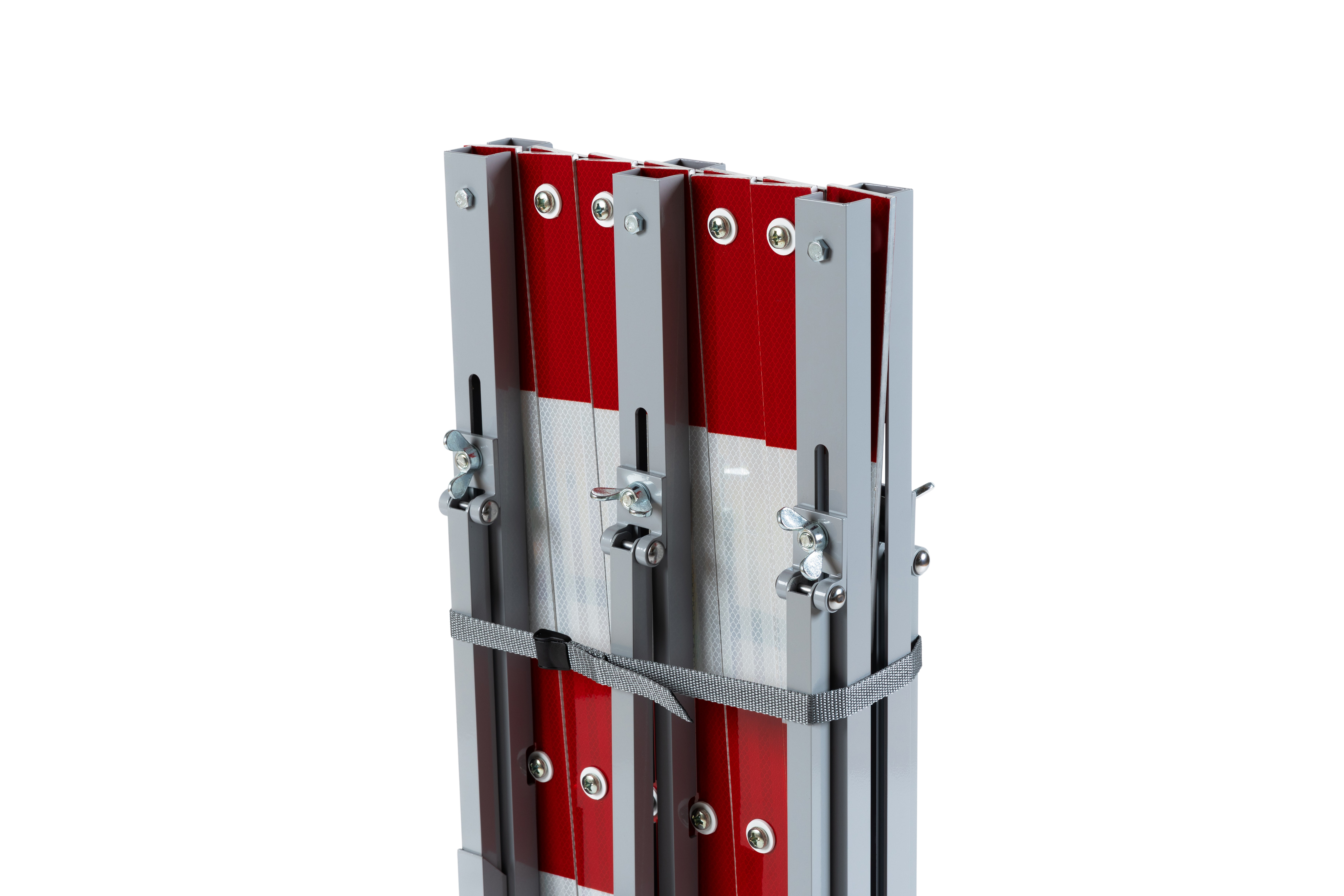 Zusammengefaltetes Scherengitter aus Aluminium mit reflektierenden roten und weißen Streifen sowie seitlichen Verschlüssen