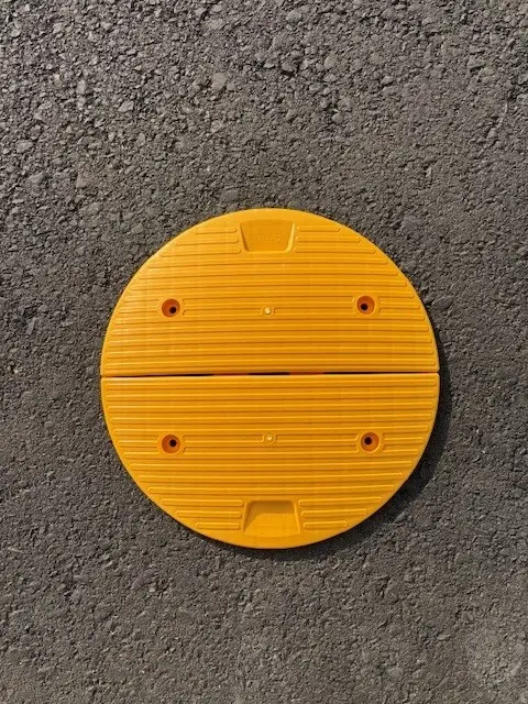 Bodenschwelle Straße rund gelb Set