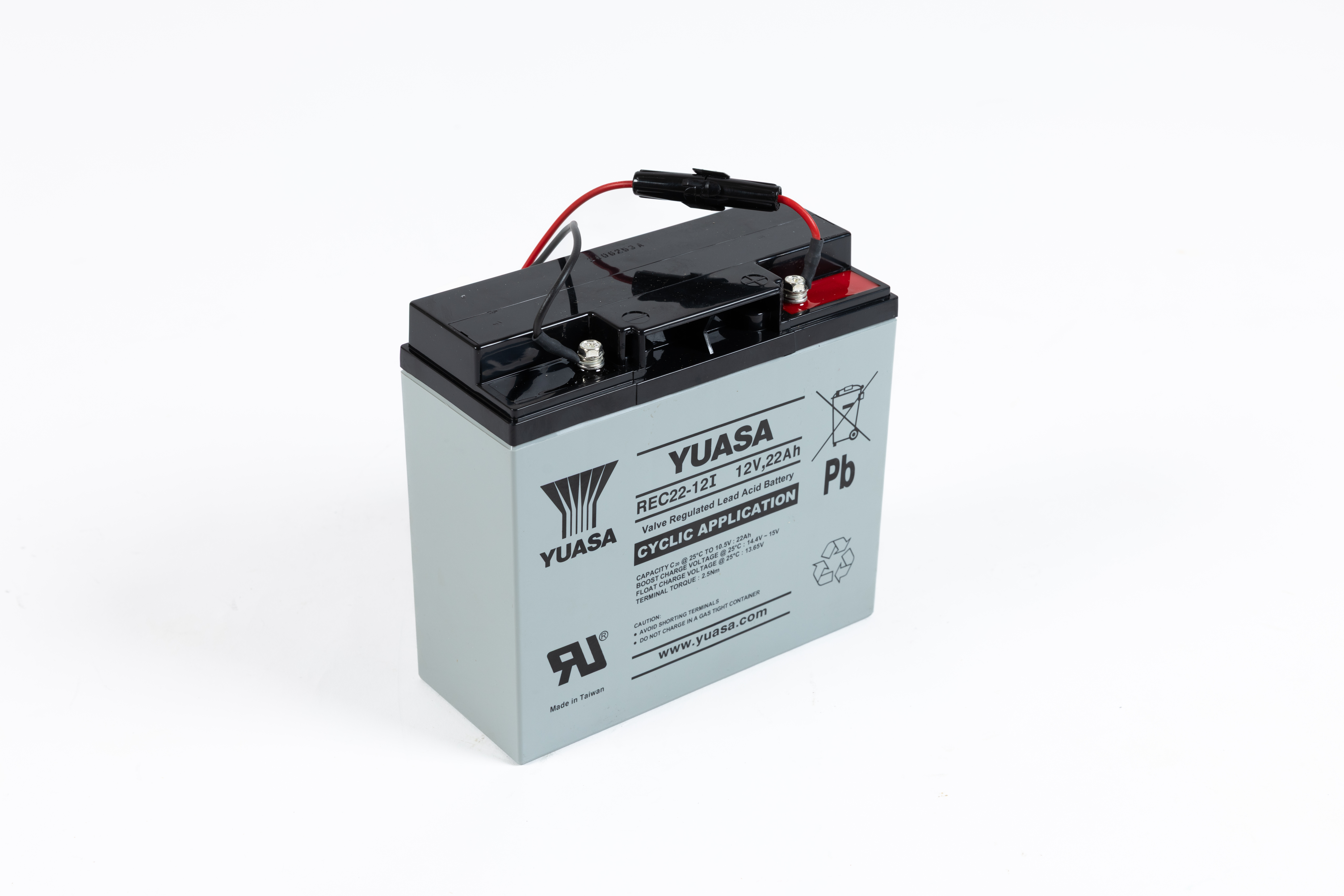 12V Bleiakku von Yuasa mit 22Ah Kapazität – REC22-12I, wartungsfreier, ventilgeregelter Akku für zyklische Anwendungen mit Flachanschlüssen.