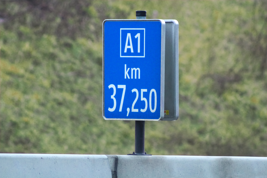 Betonleitwandhalter (oben)