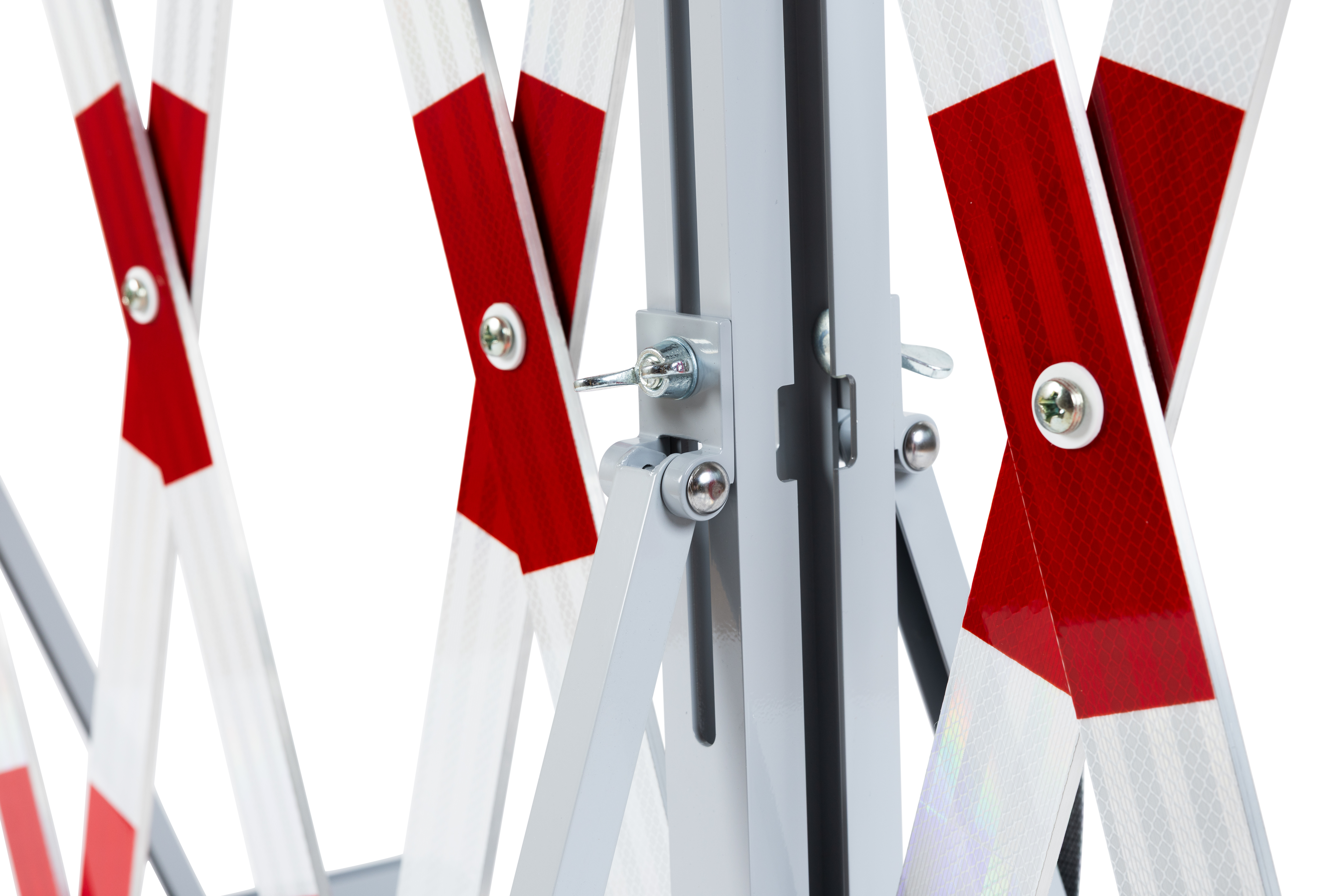  Detailansicht der Verbindungselemente des Scherengitters Premium aus Aluminium mit roten und weißen Reflexstreifen